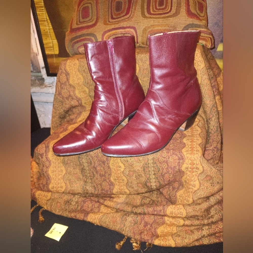 Unisex western styled ankle boots